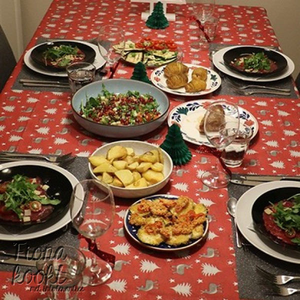 /storage/photos/2018/kerst/kersttafel1300.jpg