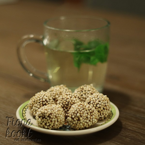 Chocolade balletjes met gepofte quinoa