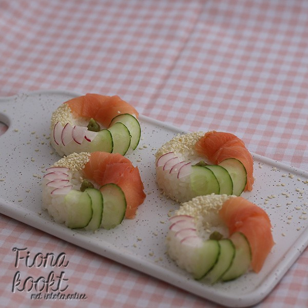 Sushi donuts met zalm