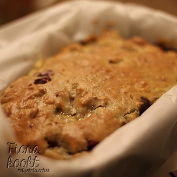 Ontbijtcake met fruit